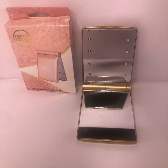 LED compact mirrors - Picture 4 of 5